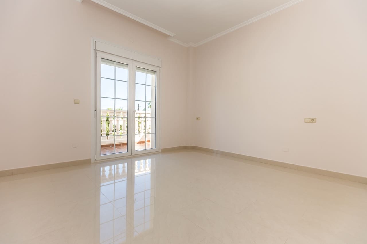 5 chambre Villa/Maison à vendre à Cabo Roig avec piscine - 910 000 € (Ref: 3668186)