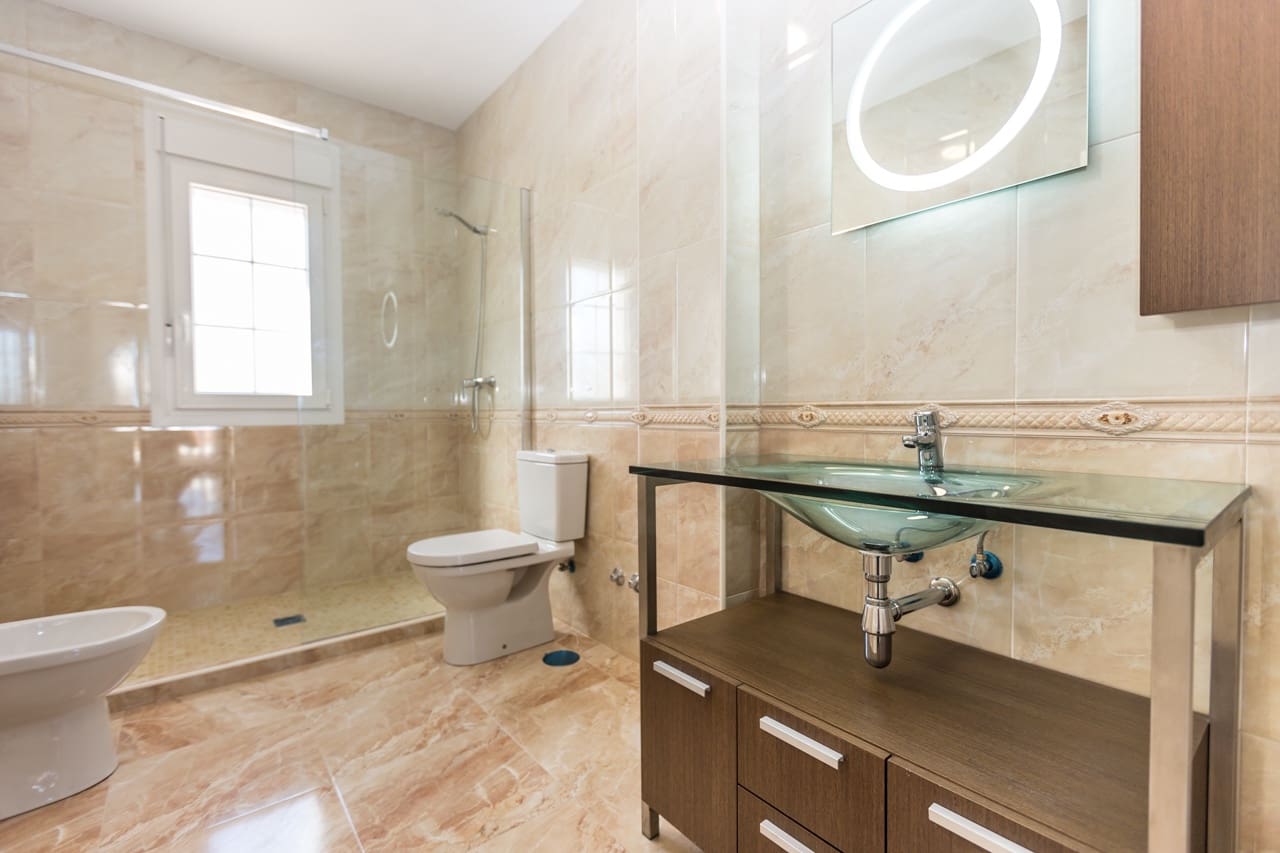 5 chambre Villa/Maison à vendre à Cabo Roig avec piscine - 910 000 € (Ref: 3668186)