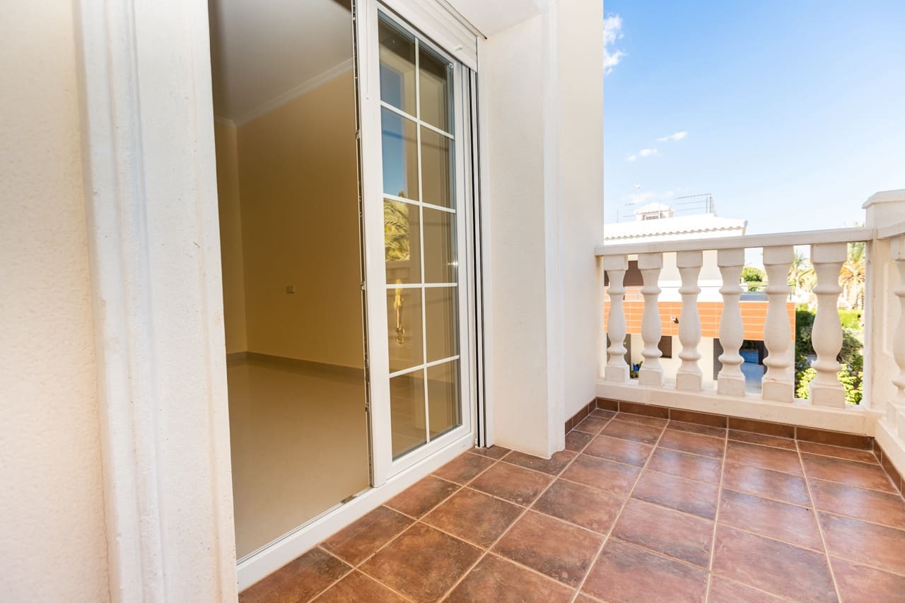 5 chambre Villa/Maison à vendre à Cabo Roig avec piscine - 910 000 € (Ref: 3668186)