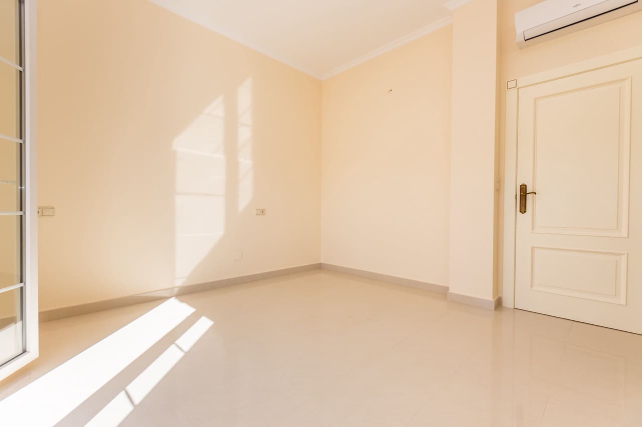 5 chambre Villa/Maison à vendre à Cabo Roig avec piscine - 910 000 € (Ref: 3668186)