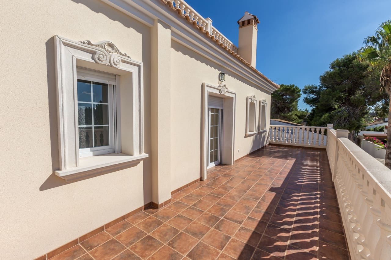 5 chambre Villa/Maison à vendre à Cabo Roig avec piscine - 910 000 € (Ref: 3668186)