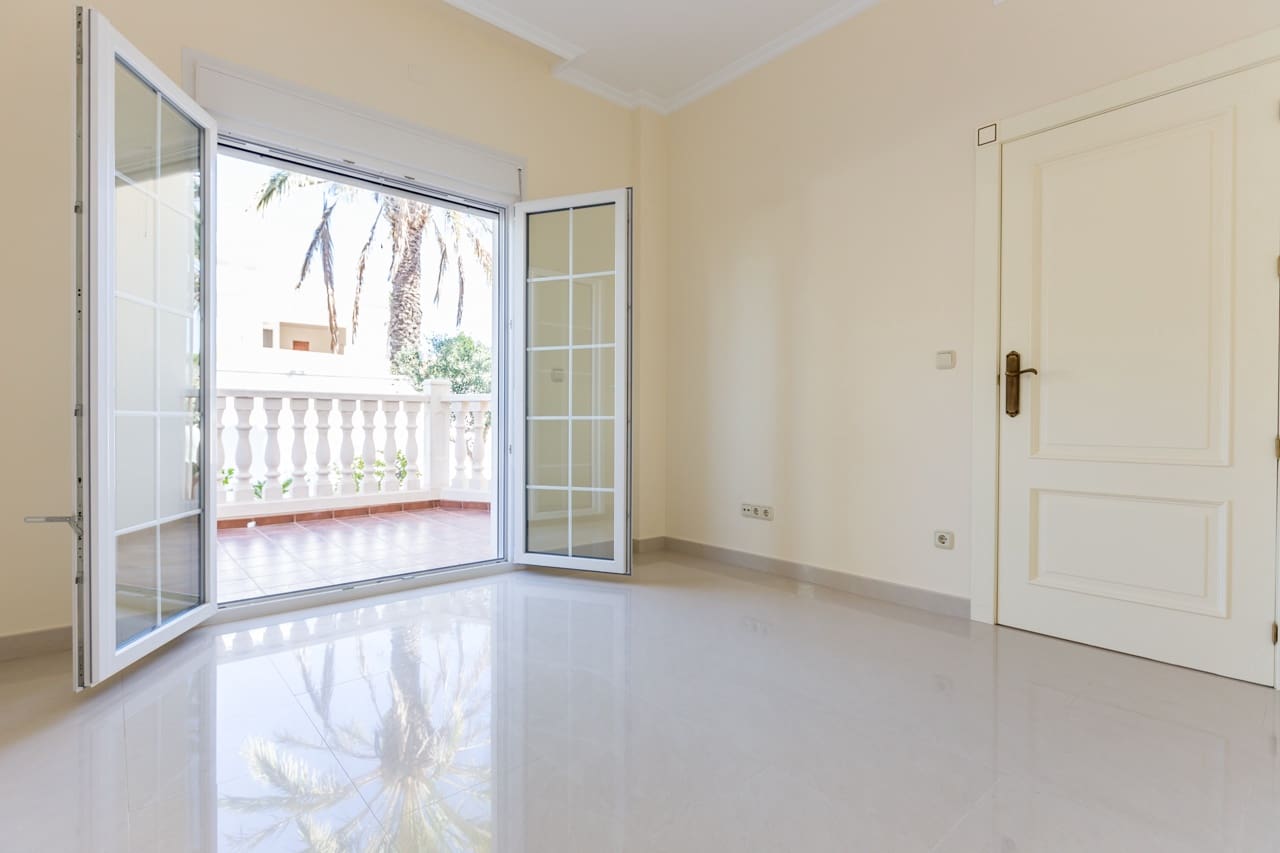 5 chambre Villa/Maison à vendre à Cabo Roig avec piscine - 910 000 € (Ref: 3668186)