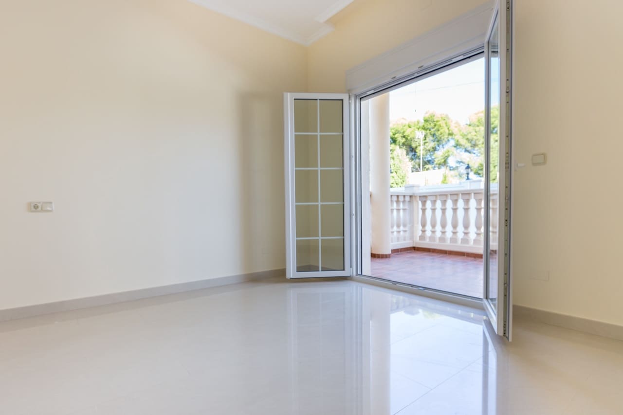 5 chambre Villa/Maison à vendre à Cabo Roig avec piscine - 910 000 € (Ref: 3668186)