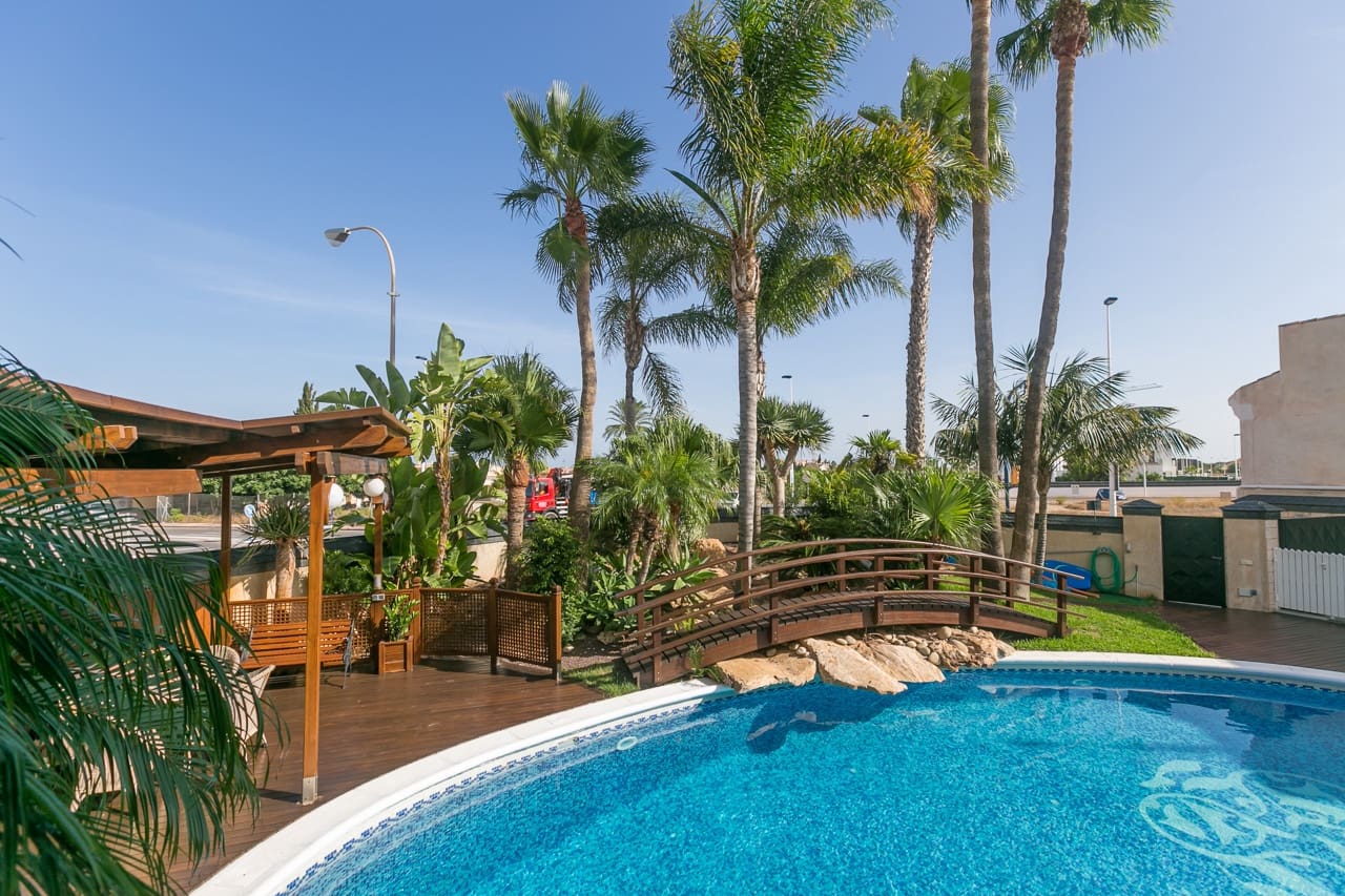 5 Zimmer Villa zu verkaufen in San Pedro del Pinatar mit Pool Garage - 1.690.000 € (Ref: 4165727)