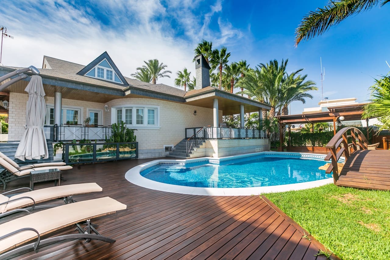 5 Zimmer Villa zu verkaufen in San Pedro del Pinatar mit Pool Garage - 1.690.000 € (Ref: 4165727)