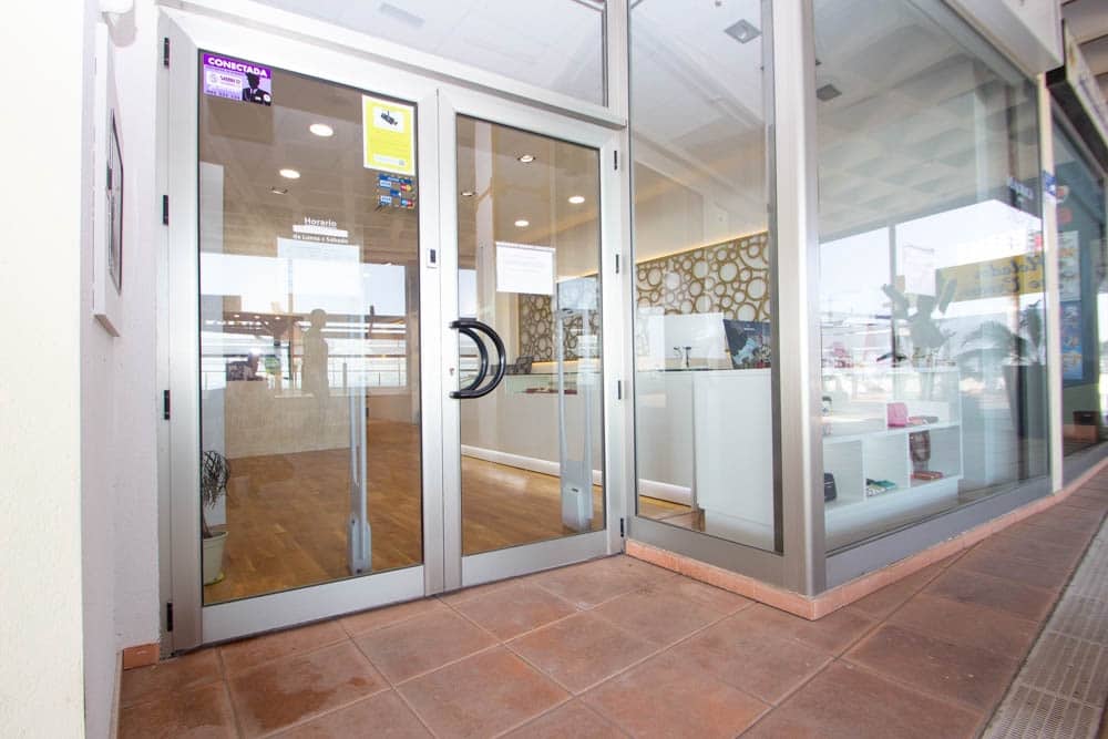 1 chambre Local Commercial à vendre à Playa Flamenca - 230 000 € (Ref: 4392484)