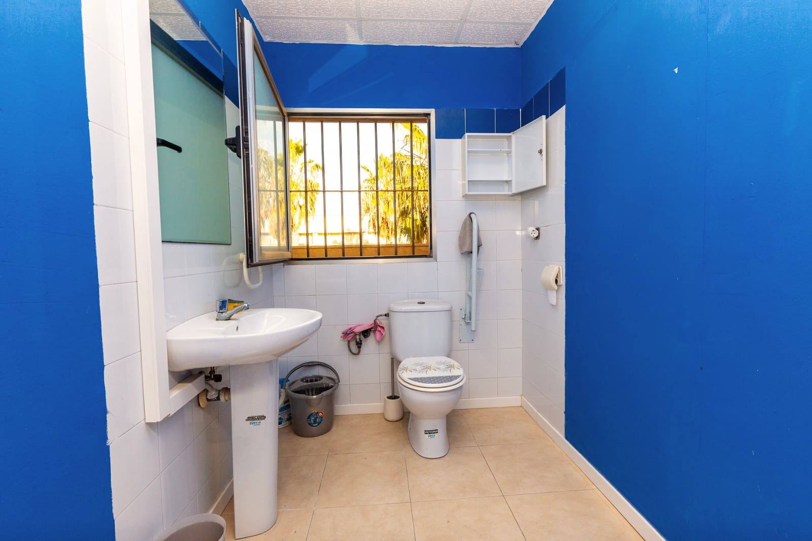 1 chambre Local Commercial à vendre à Playa Flamenca - 230 000 € (Ref: 4392484)