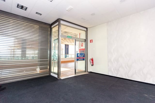 1 bedroom Commercial for sale in Playa Flamenca, Orihuela - € 230,000 (Ref: 4392484)