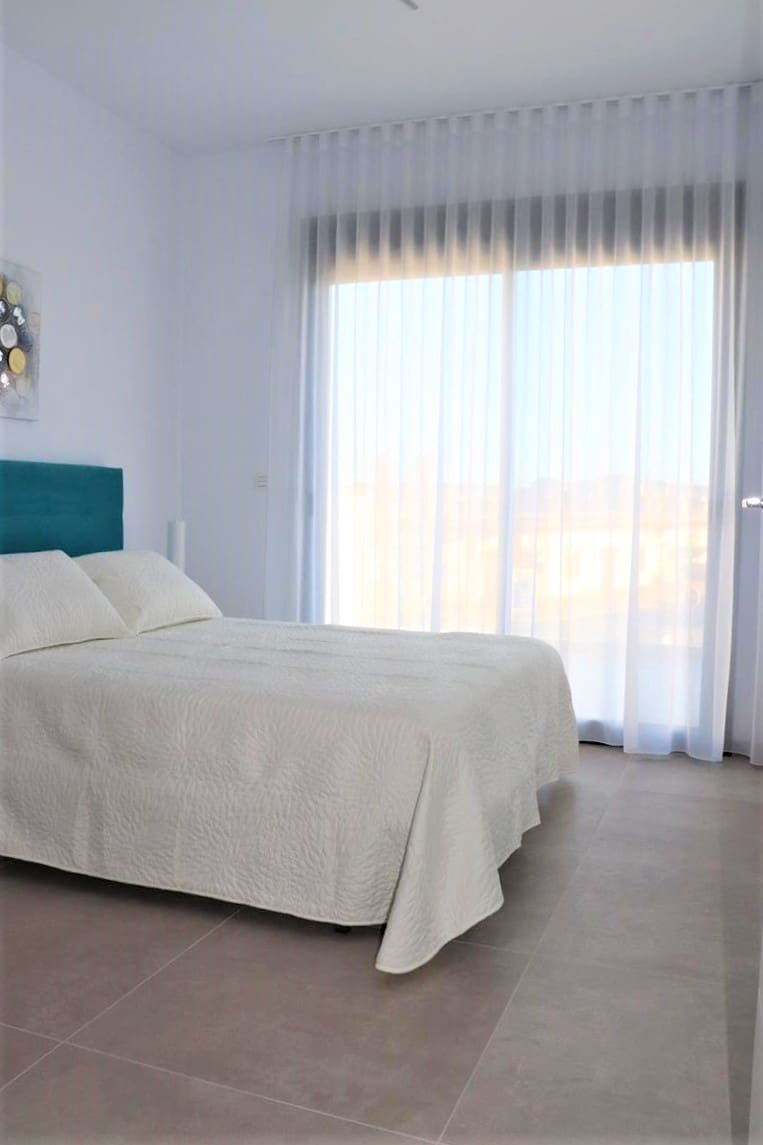 3 bedroom Villa for sale in Los Montesinos with pool - € 360,000 (Ref: 4630861)