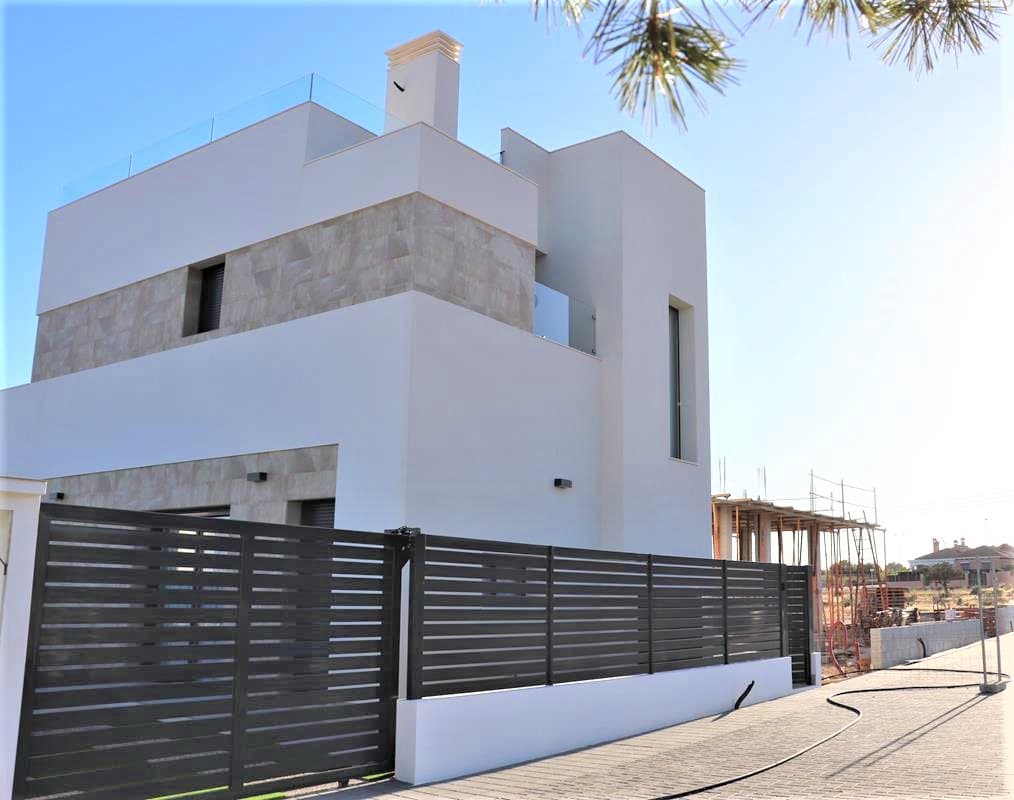 3 bedroom Villa for sale in Los Montesinos with pool - € 360,000 (Ref: 4630861)
