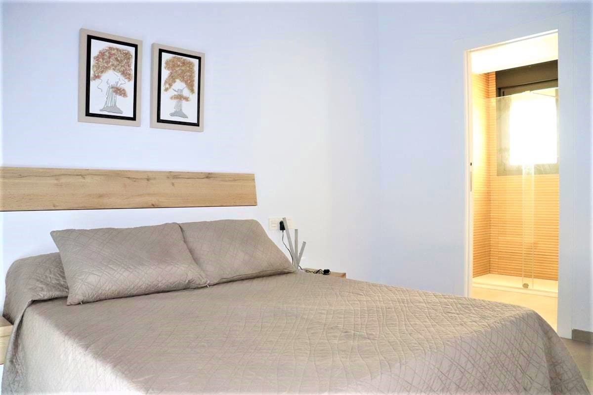 3 bedroom Villa for sale in Los Montesinos with pool - € 360,000 (Ref: 4630861)