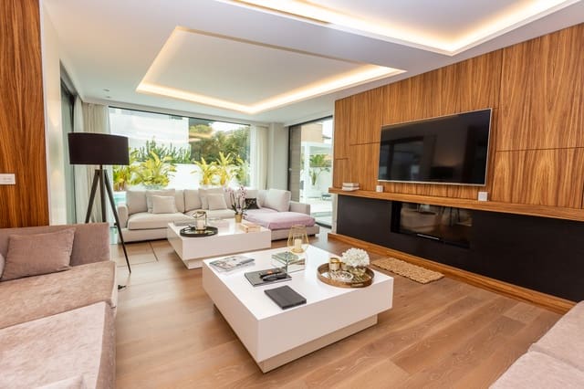 5 sypialnia Willa na sprzedaż w Dehesa de Campoamor, Orihuela z basenem - 1 900 000 € (Ref: 5067954)