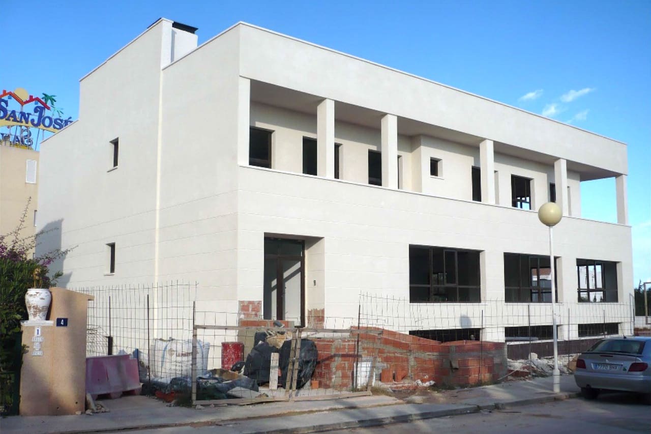 Erhverv til salg i La Zenia - € 1.800.000 (Ref: 5123231)