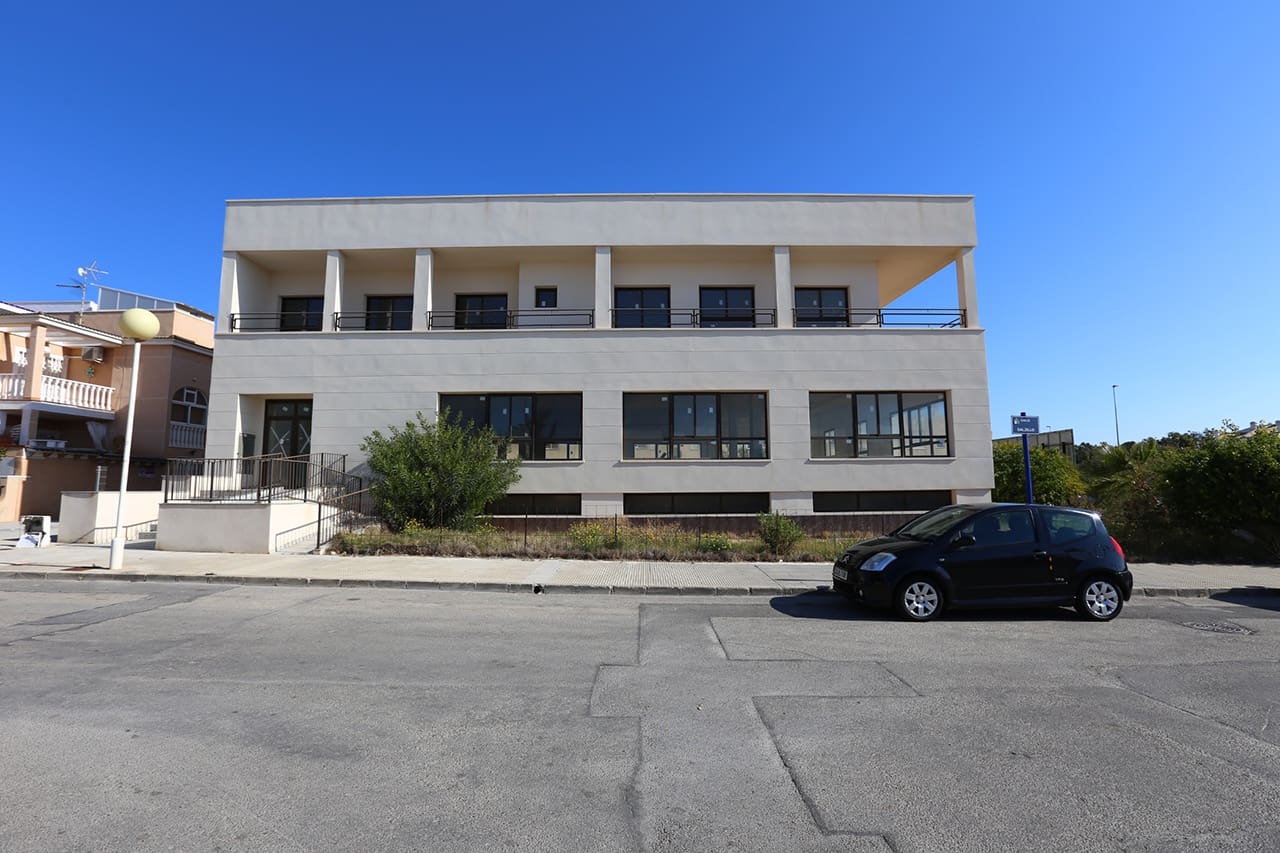 Erhverv til salg i La Zenia - € 1.800.000 (Ref: 5123231)