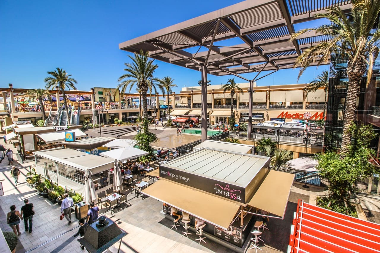 Erhverv til salg i La Zenia - € 1.800.000 (Ref: 5123231)