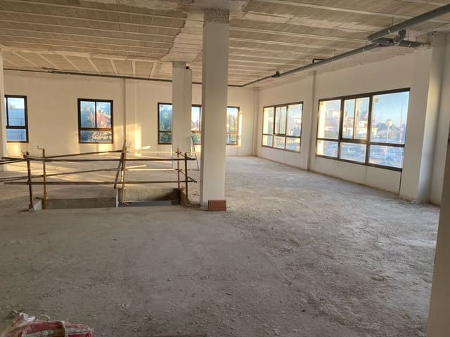 Local Commercial à vendre à La Zenia, Orihuela - 1 800 000 € (Ref: 5123231)