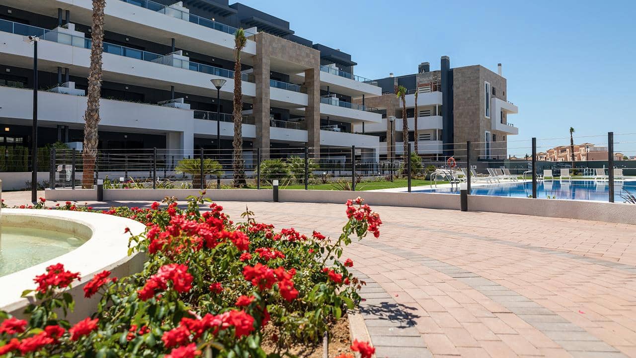 3 Zimmer Apartment zu verkaufen in Playa Flamenca mit Pool - 522.000 € (Ref: 6424344)
