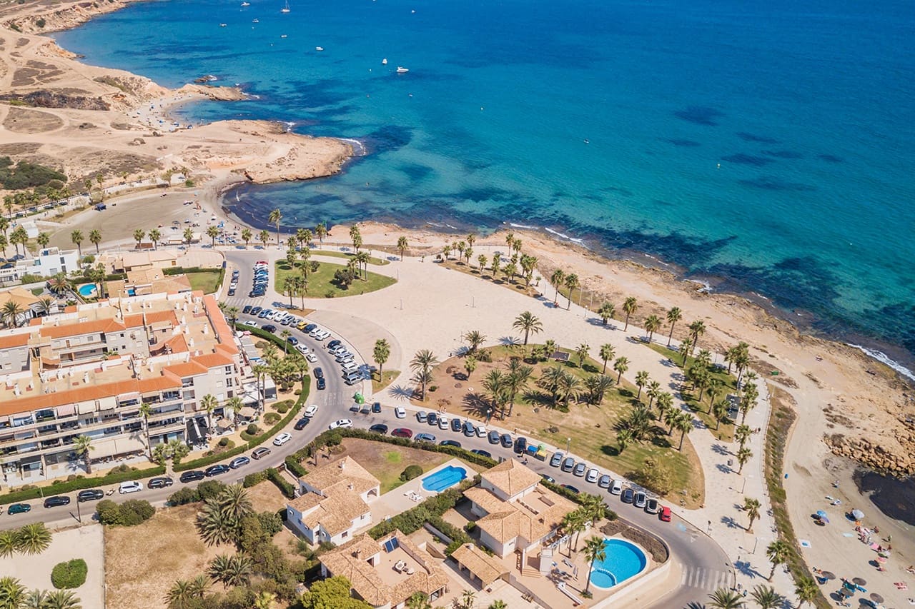 3 Zimmer Apartment zu verkaufen in Playa Flamenca mit Pool - 522.000 € (Ref: 6424344)