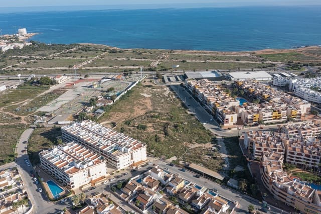 2 soveværelse Penthouse til salg i Playa Flamenca, Orihuela med swimmingpool garage - € 429.000 (Ref: 6805635)