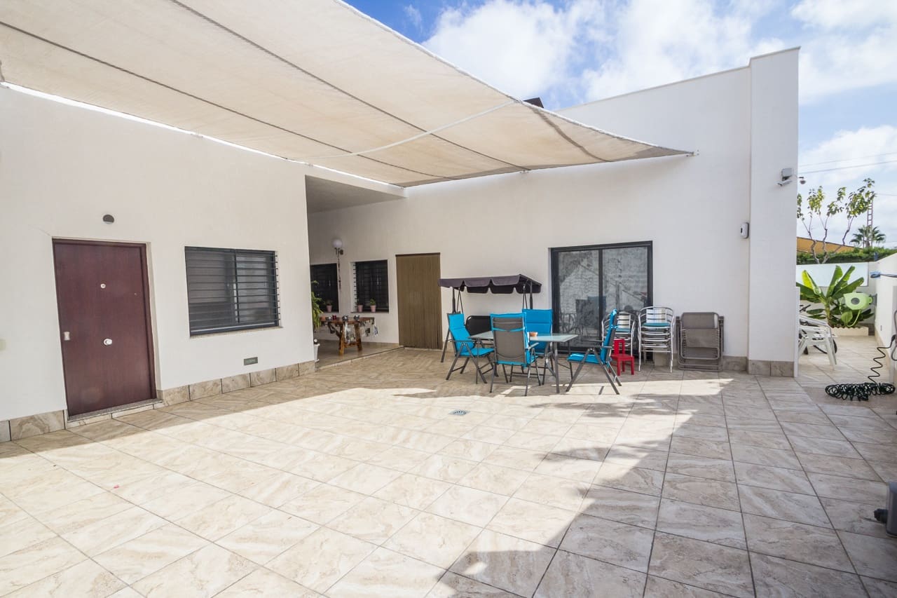 4 soverom Villa til salgs i Torre de la Horadada med svømmebasseng - € 595 000 (Ref: 6979188)