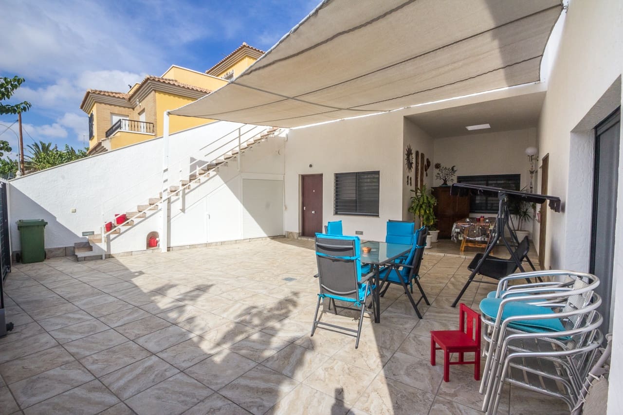 4 soverom Villa til salgs i Torre de la Horadada med svømmebasseng - € 595 000 (Ref: 6979188)