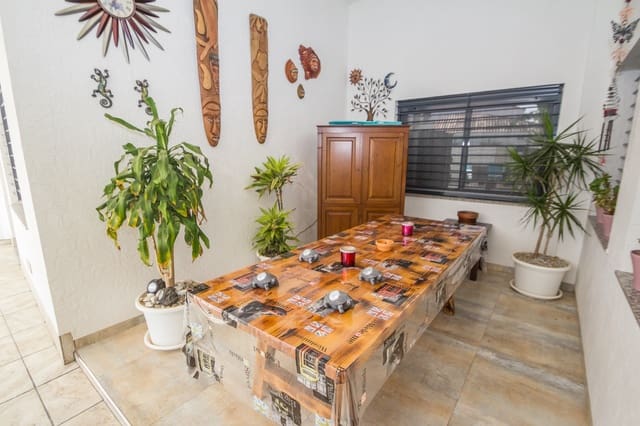 4 soverom Villa til salgs i Torre de la Horadada, Pilar de la Horadada med svømmebasseng - € 595 000 (Ref: 6979188)