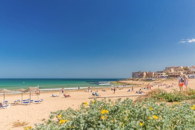 2 bedroom Apartment for sale in La Mata, Torrevieja with pool - € 282,700 (Ref: 7245214)