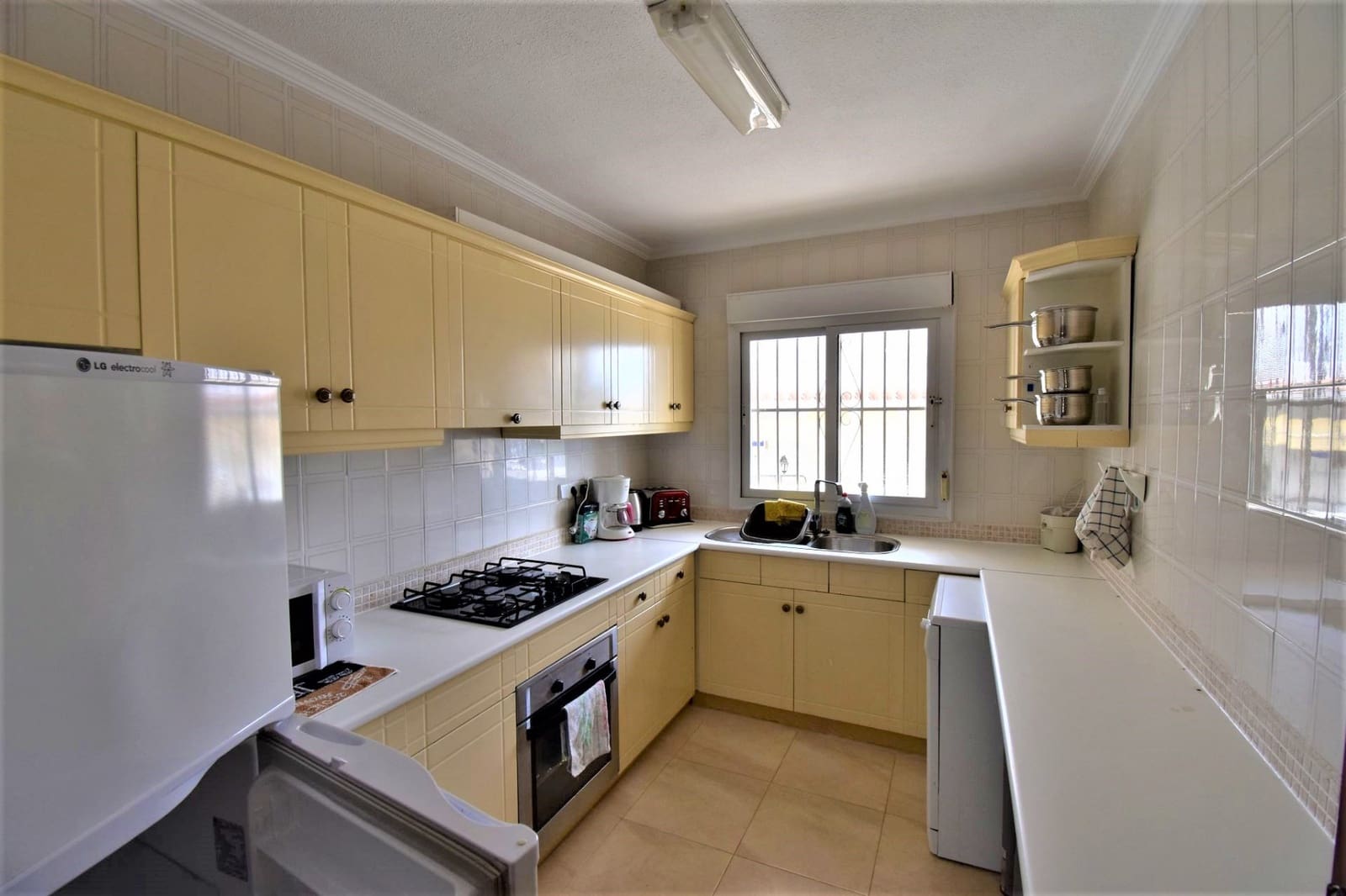 10 bedroom Villa for sale in Playa Flamenca with pool - € 3,000,000 (Ref: 7336671)