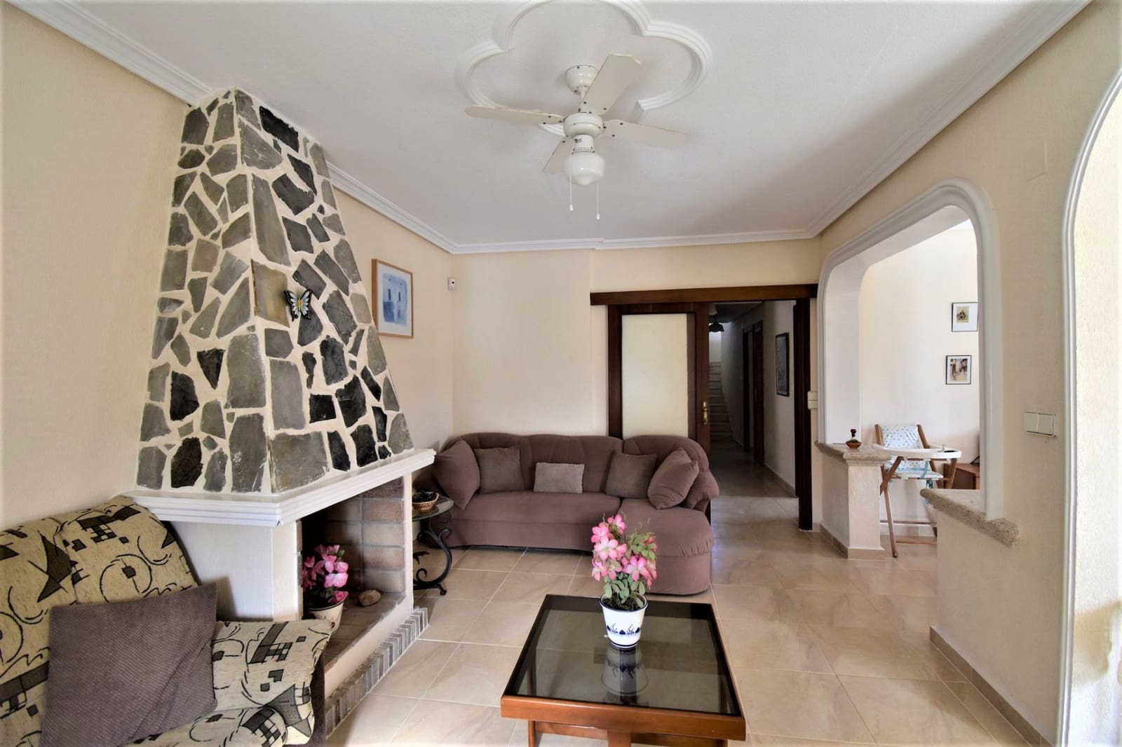 10 bedroom Villa for sale in Playa Flamenca with pool - € 3,000,000 (Ref: 7336671)