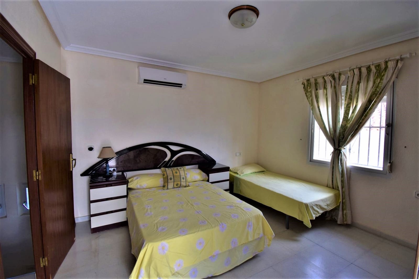 10 bedroom Villa for sale in Playa Flamenca with pool - € 3,000,000 (Ref: 7336671)