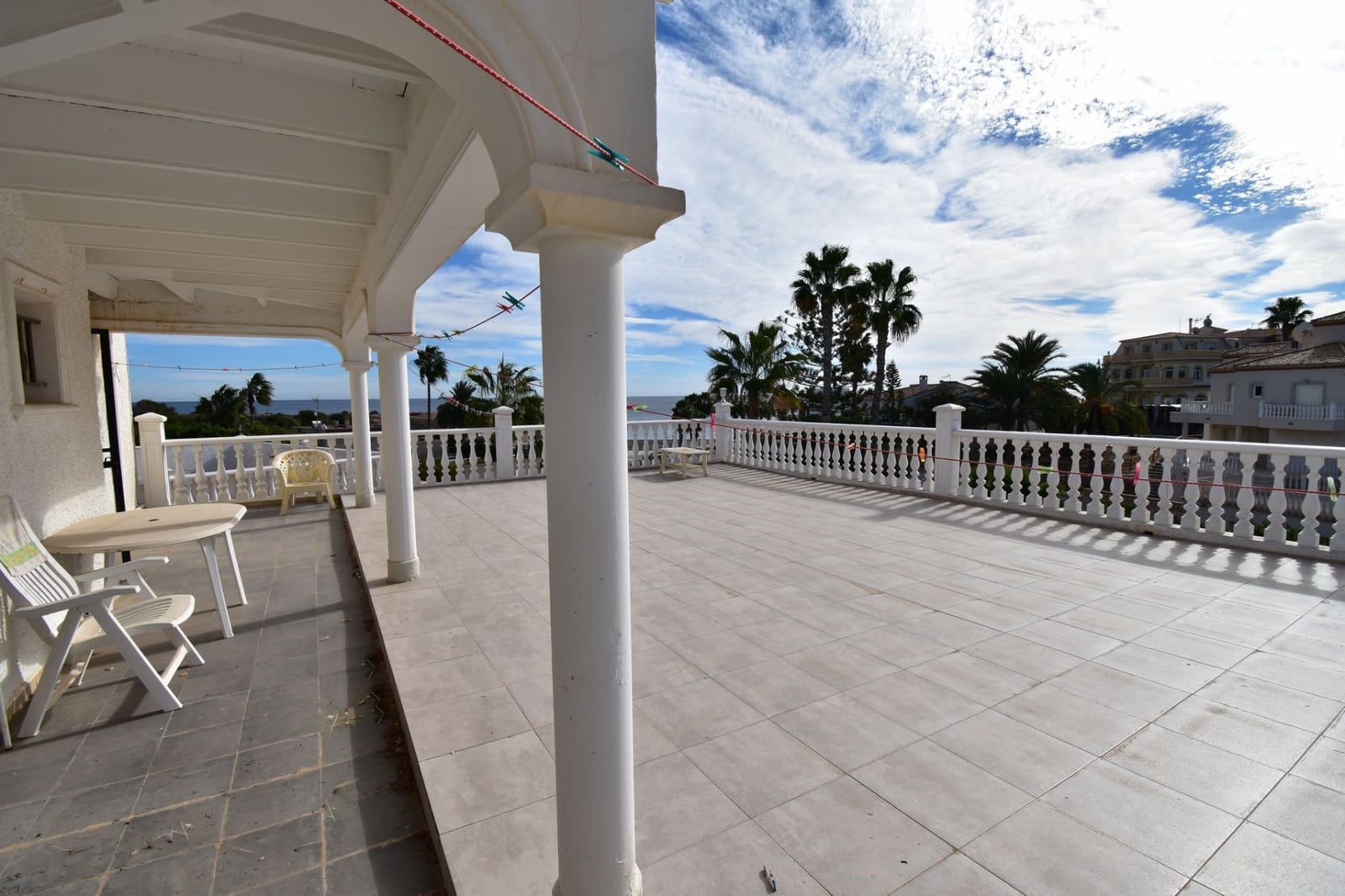 10 bedroom Villa for sale in Playa Flamenca with pool - € 3,000,000 (Ref: 7336671)