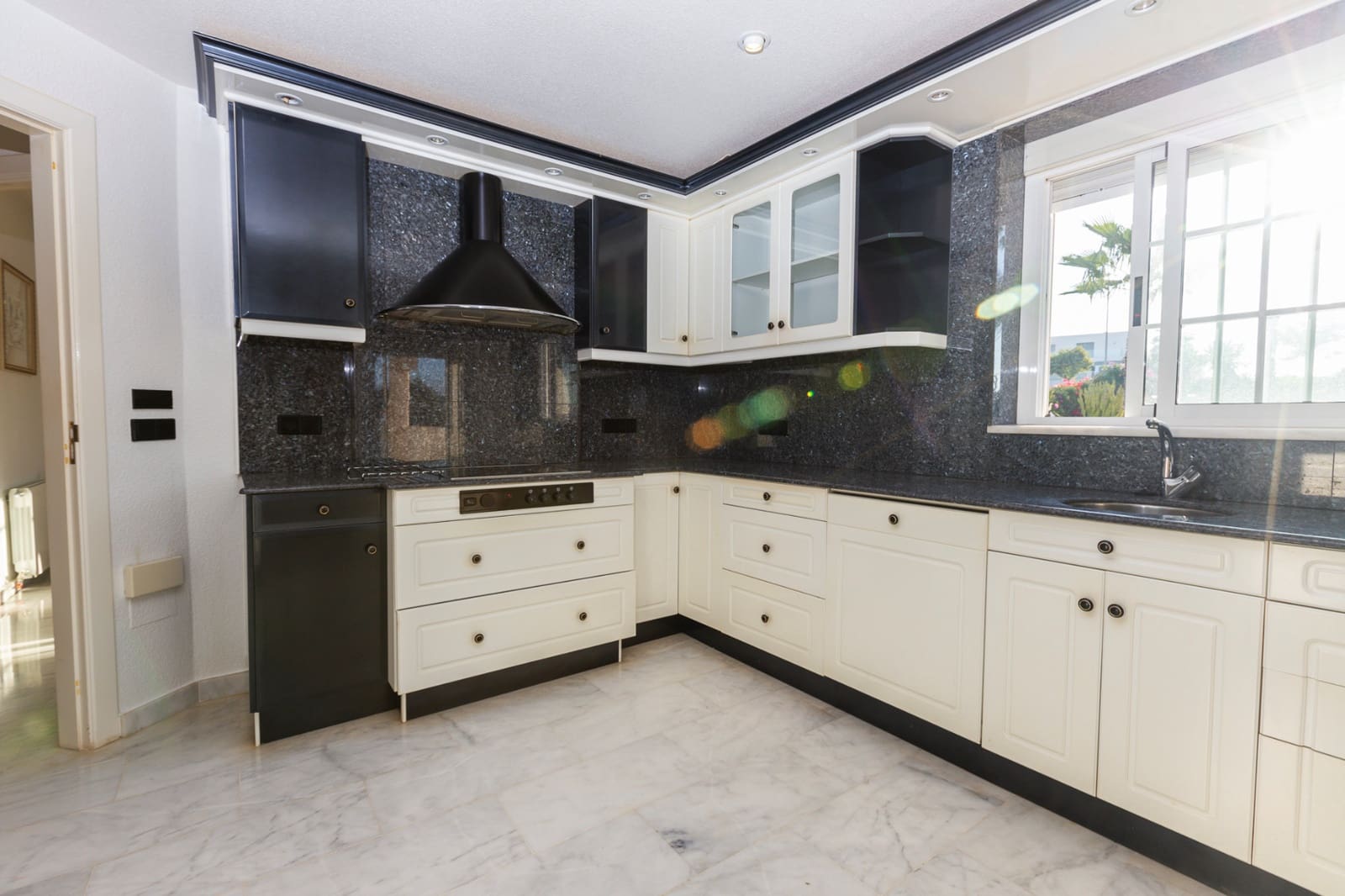 4 Zimmer Villa zu verkaufen in Ciudad Quesada mit Pool - 990.000 € (Ref: 7351435)