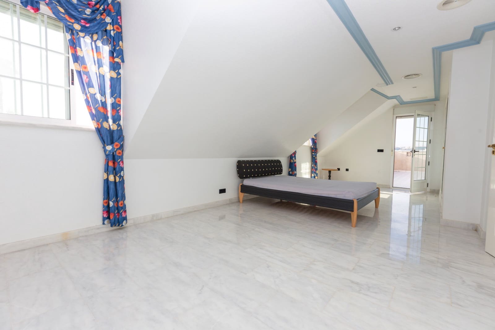 4 Zimmer Villa zu verkaufen in Ciudad Quesada mit Pool - 990.000 € (Ref: 7351435)