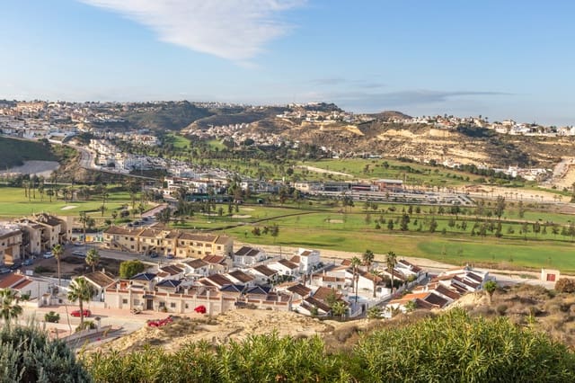 4 Zimmer Villa zu verkaufen in Ciudad Quesada, Rojales mit Pool - 990.000 € (Ref: 7351435)