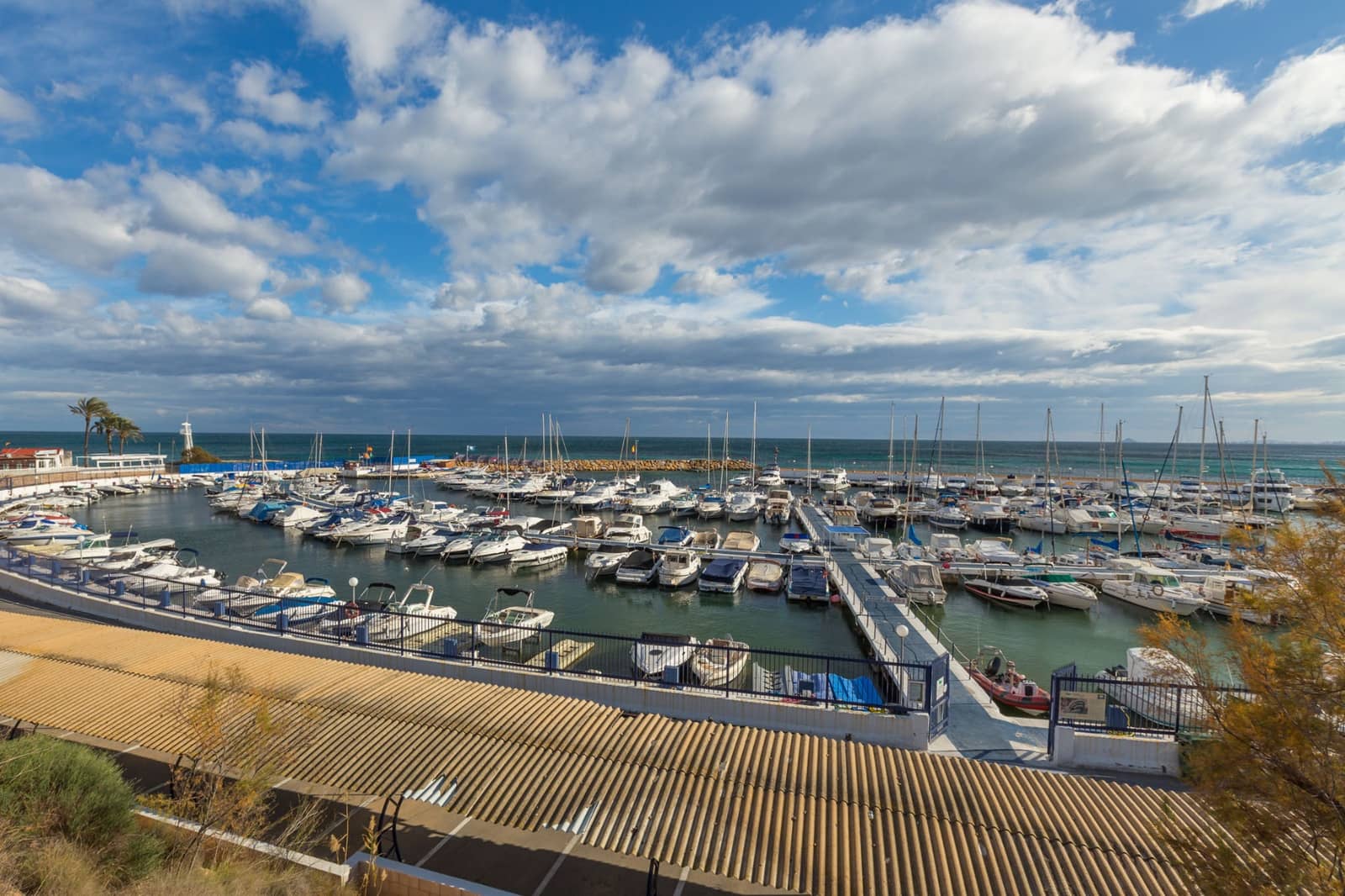 3 quarto Moradia para venda em Las Colinas Golf com garagem - 1 750 000 € (Ref: 7527894)