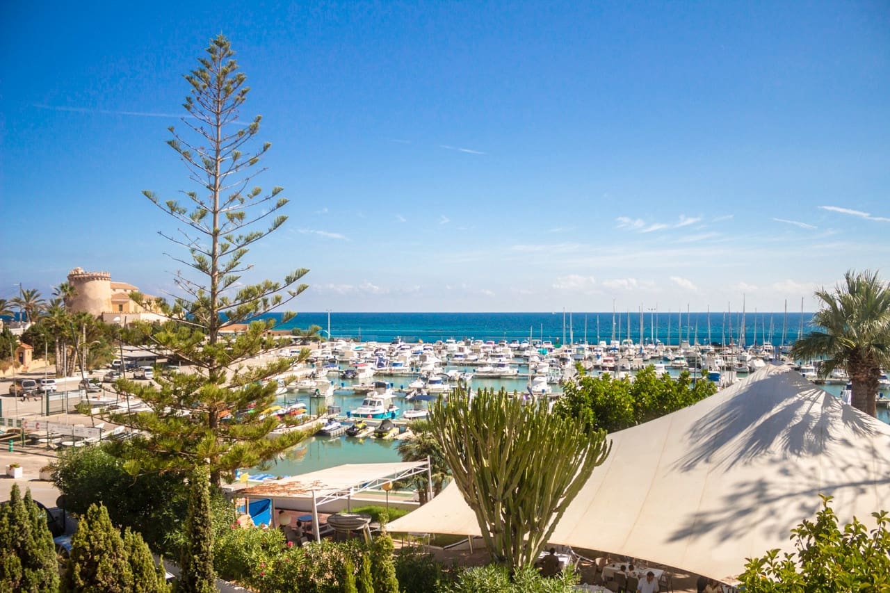 Chalet de 3 habitaciones en Pinar de Campoverde en venta - 575.000 € (Ref: 7583747)