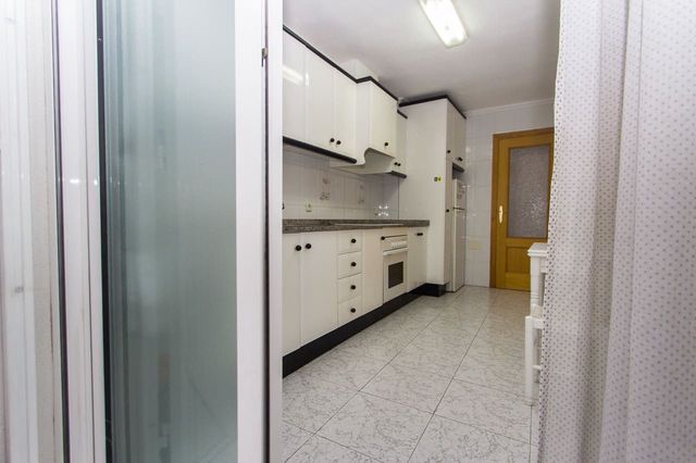 3 slaapkamer Appartement te huur in Centro, Torrevieja - € 850 (Ref: 7642454)
