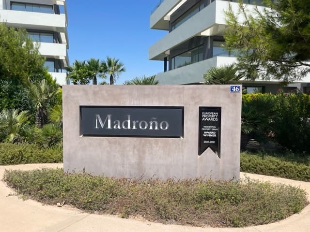 3 quarto Apartamento para venda em Las Colinas Golf com piscina garagem - 895 000 € (Ref: 7821683)