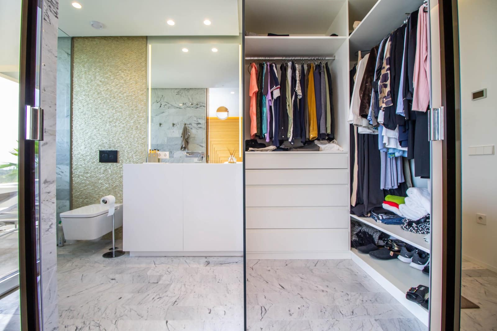 3 quarto Apartamento para venda em Las Colinas Golf com piscina garagem - 895 000 € (Ref: 7821683)