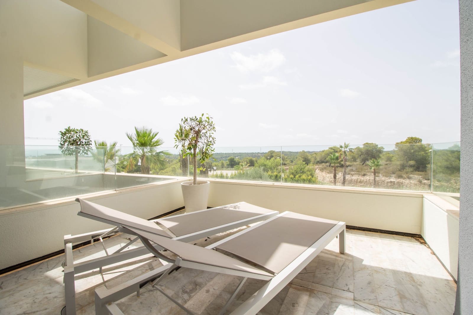3 quarto Apartamento para venda em Las Colinas Golf com piscina garagem - 895 000 € (Ref: 7821683)
