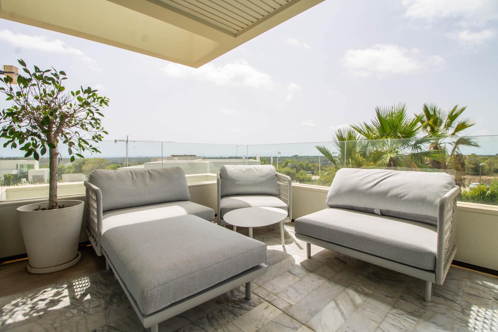 3 quarto Apartamento para venda em Las Colinas Golf com piscina garagem - 895 000 € (Ref: 7821683)