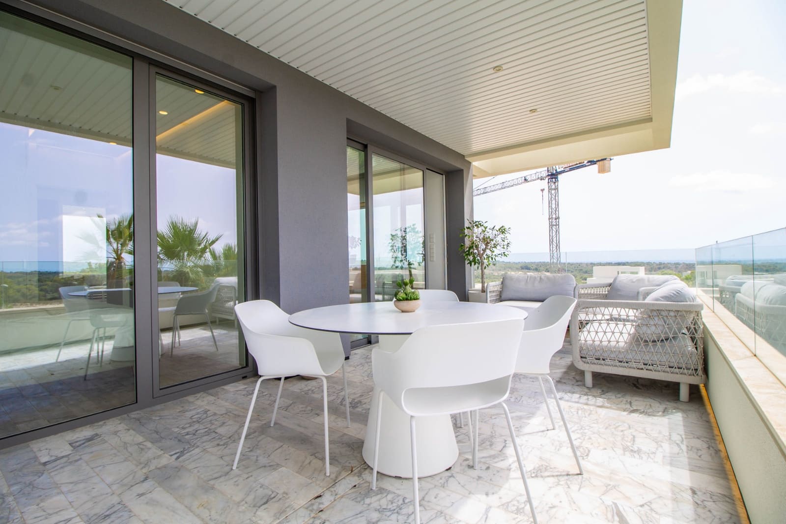 3 quarto Apartamento para venda em Las Colinas Golf com piscina garagem - 895 000 € (Ref: 7821683)