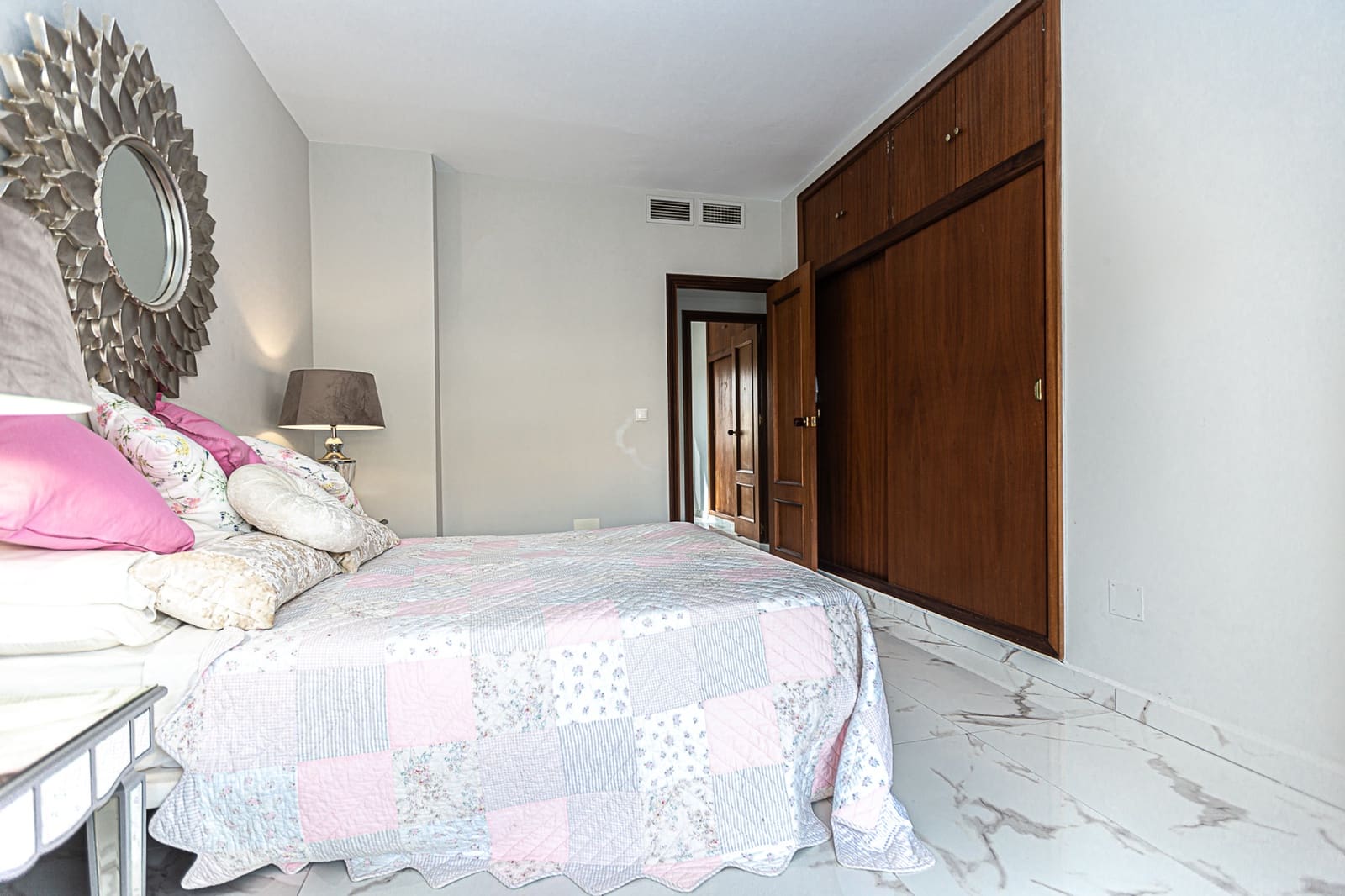 4 Zimmer Villa zu verkaufen in Campoamor mit Pool - 690.000 € (Ref: 7883320)