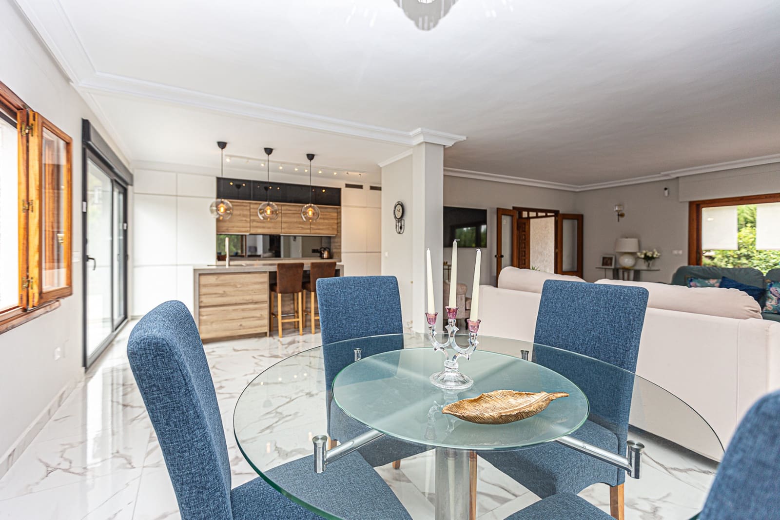 4 Zimmer Villa zu verkaufen in Campoamor mit Pool - 690.000 € (Ref: 7883320)