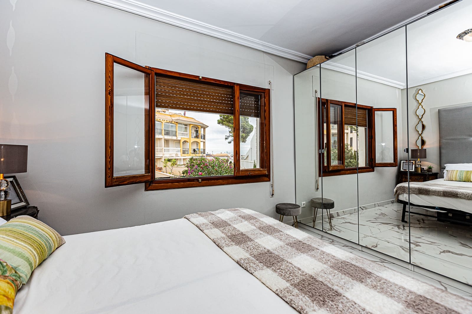 4 Zimmer Villa zu verkaufen in Campoamor mit Pool - 690.000 € (Ref: 7883320)