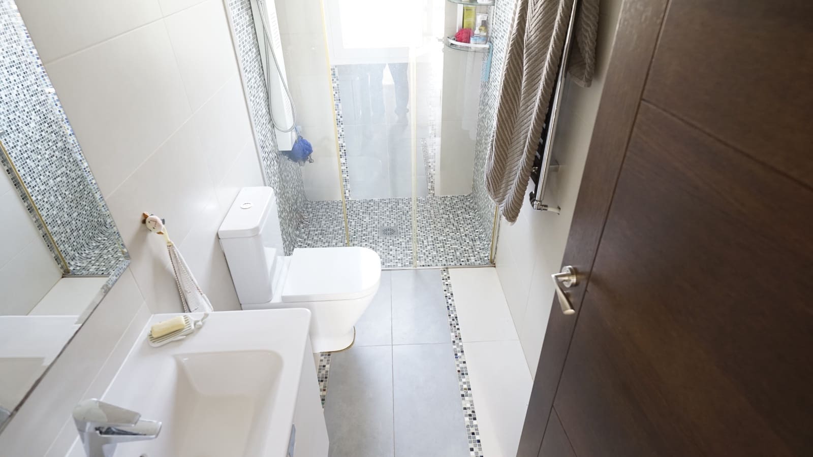 4 makuuhuone Huvila myytävänä paikassa Ciudad Quesada mukana uima-altaan - 610 000 € (Ref: 7968711)