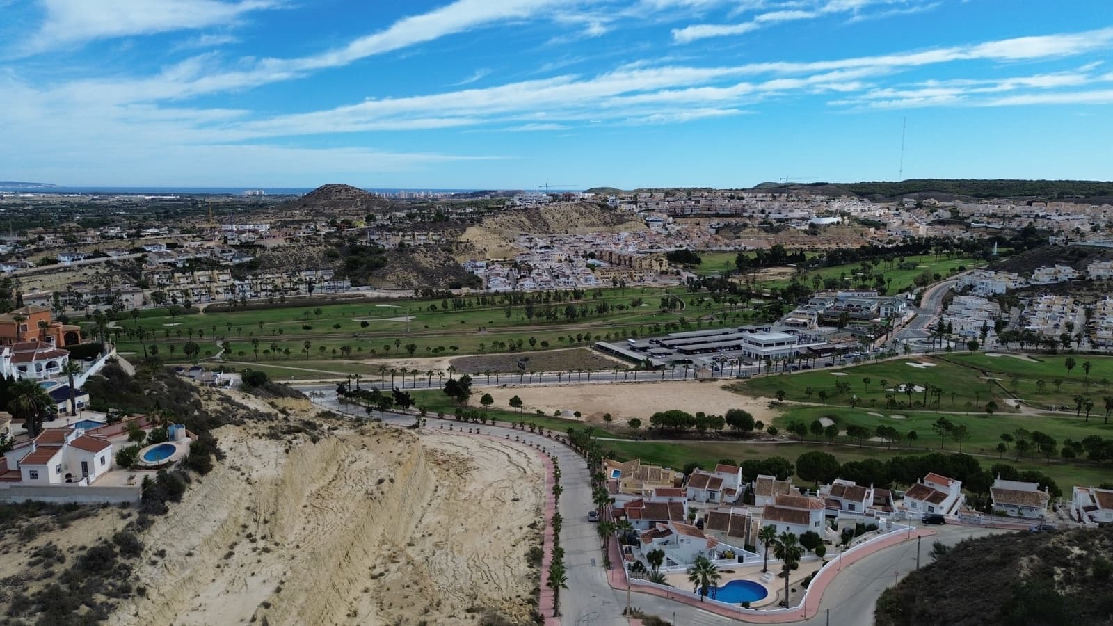 4 Zimmer Villa zu verkaufen in Ciudad Quesada mit Pool Garage - 1.799.000 € (Ref: 8005664)