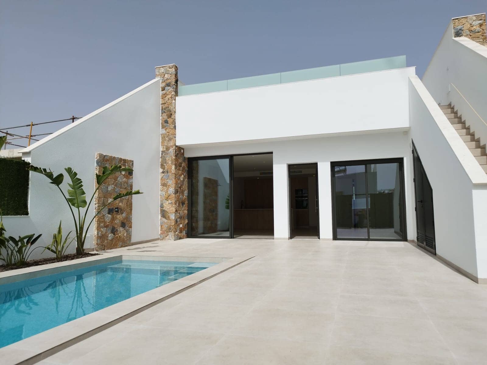 3 bedroom Villa for sale in Los Alcazares with pool - € 449,900 (Ref: 8010564)