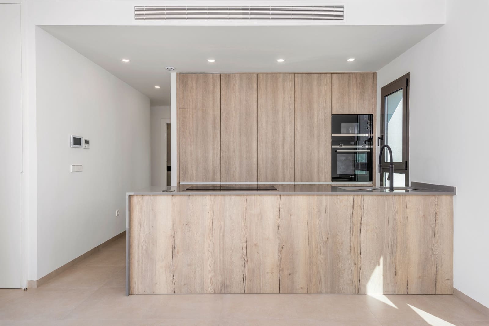 Chalet de 3 habitaciones en Los Alcázares en venta con piscina - 549.900 € (Ref: 8010565)