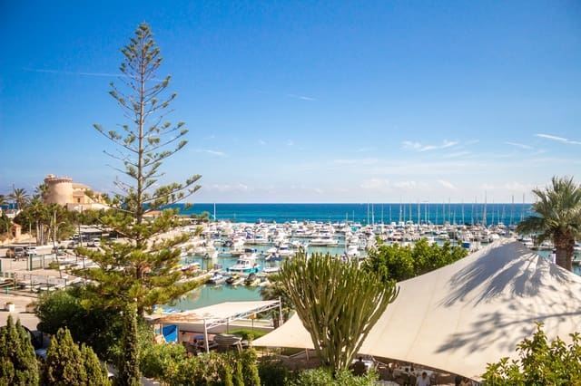 3 chambre Villa/Maison à vendre à Torre de la Horadada, Pilar de la Horadada avec piscine - 598 000 € (Ref: 8112241)